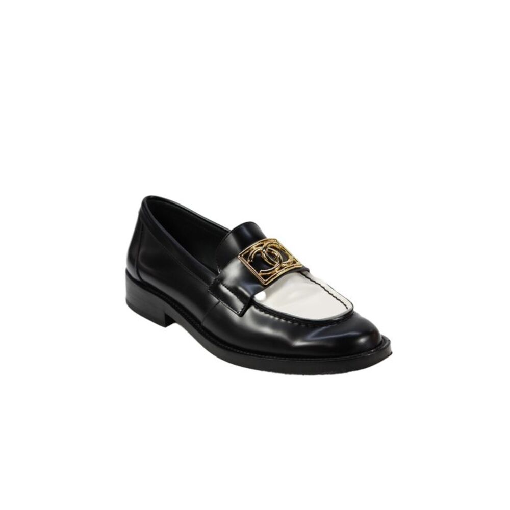Chanel Womens Leather Two-Toned Slip On Loafers Black Size 37 7